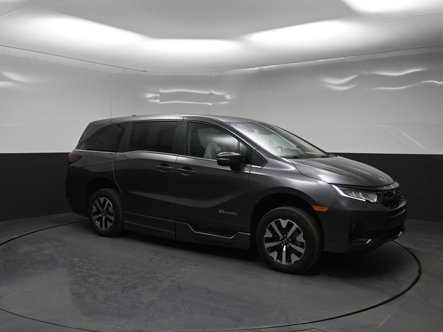 Grey Honda Odyssey image number 14