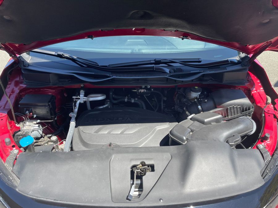 Used 2023 Honda Odyssey Sport - BraunAbility Side Entry Entry In Floor Automatic Ramp