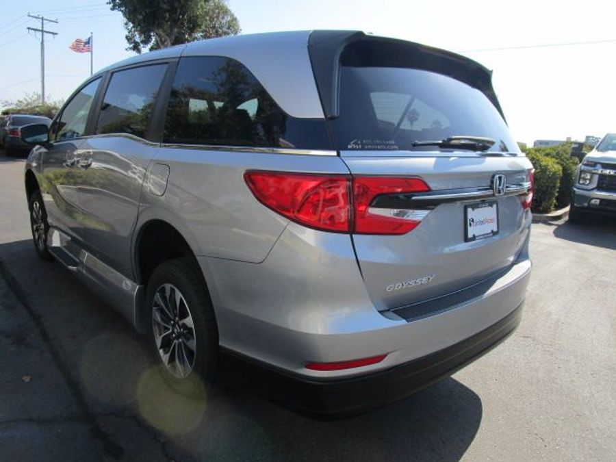 Used 2022 Honda Odyssey  - VMI Side Entry Entry In Floor Automatic Ramp
