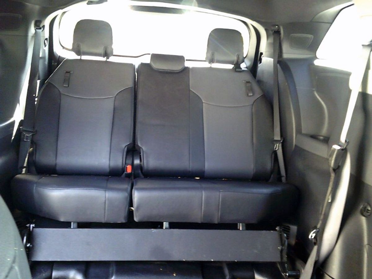 2024 TOYOTA SIENNA - Image 16