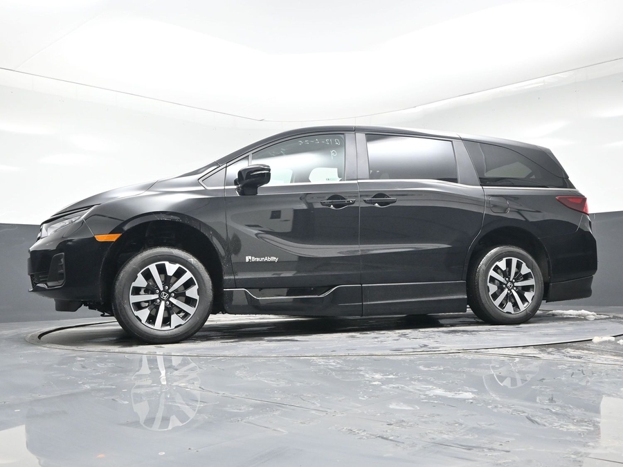 New 2026 Honda Odyssey EX-L - BraunAbility Side Entry Entry In Floor Automatic Ramp