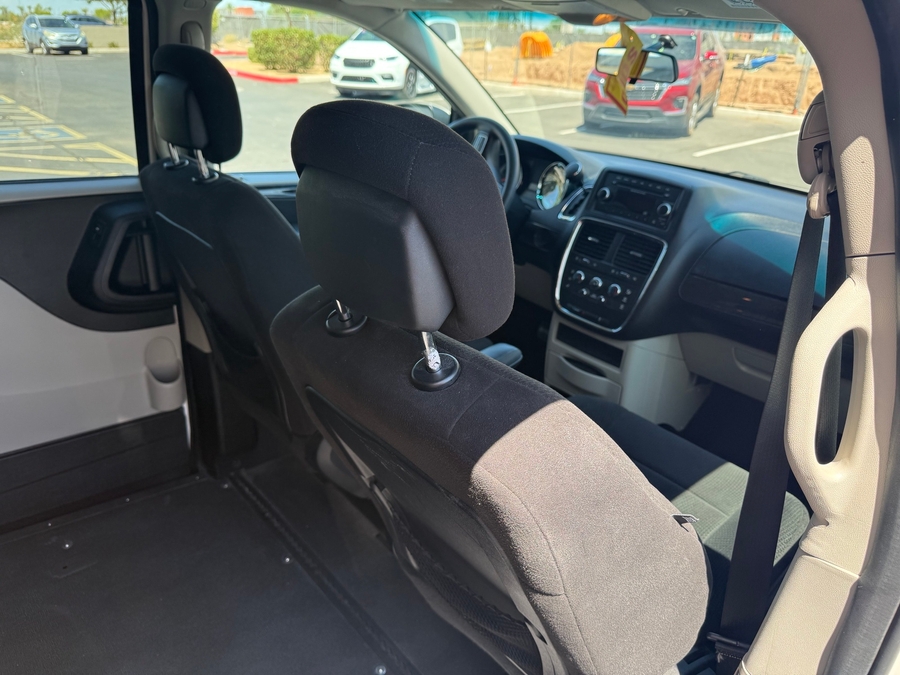 Used 2012 Dodge Grand Caravan SXT - VMI Side Entry In Floor Automatic Ramp