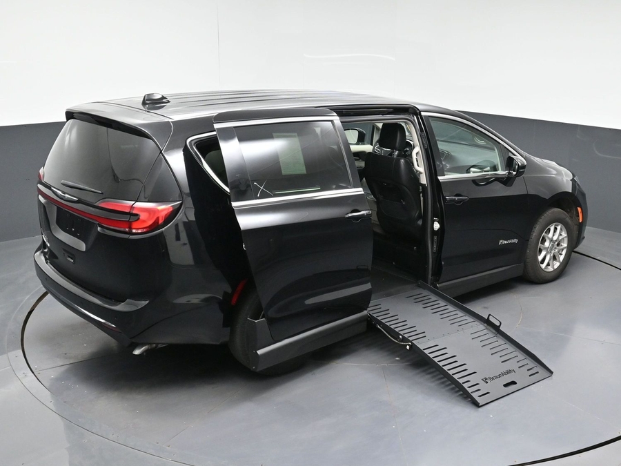 Used 2024 Chrysler Pacifica Touring L - BraunAbility Side Entry Fold Out Manual Ramp