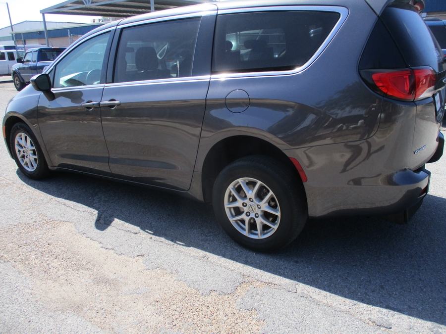 Used 2022 Chrysler Voyager LX - ATS Rear Entry Fold Out Manual Ramp