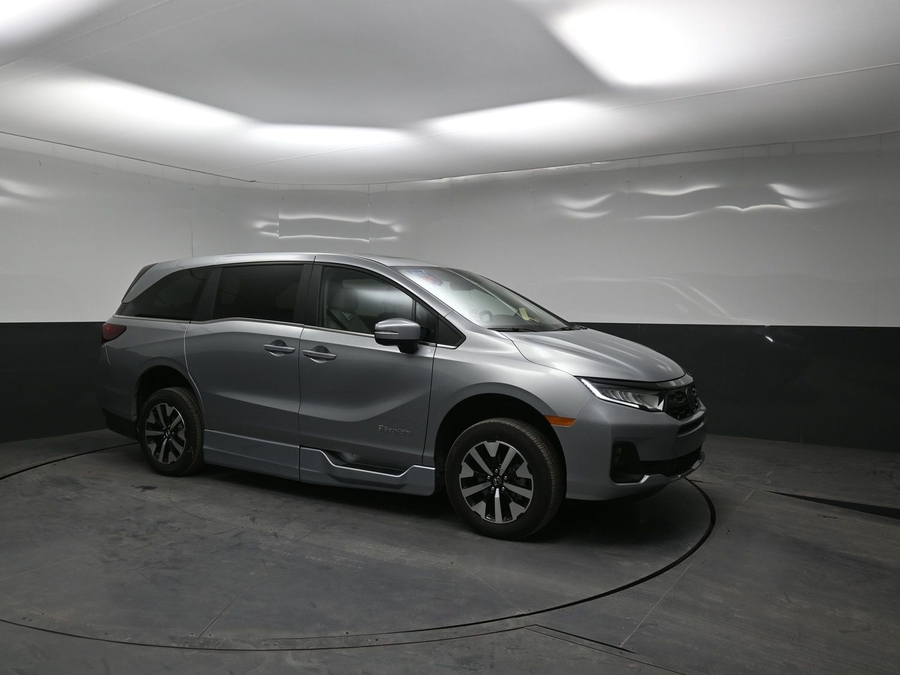 New 2026 Honda Odyssey EX-L - BraunAbility Side Entry Entry In Floor Automatic Ramp