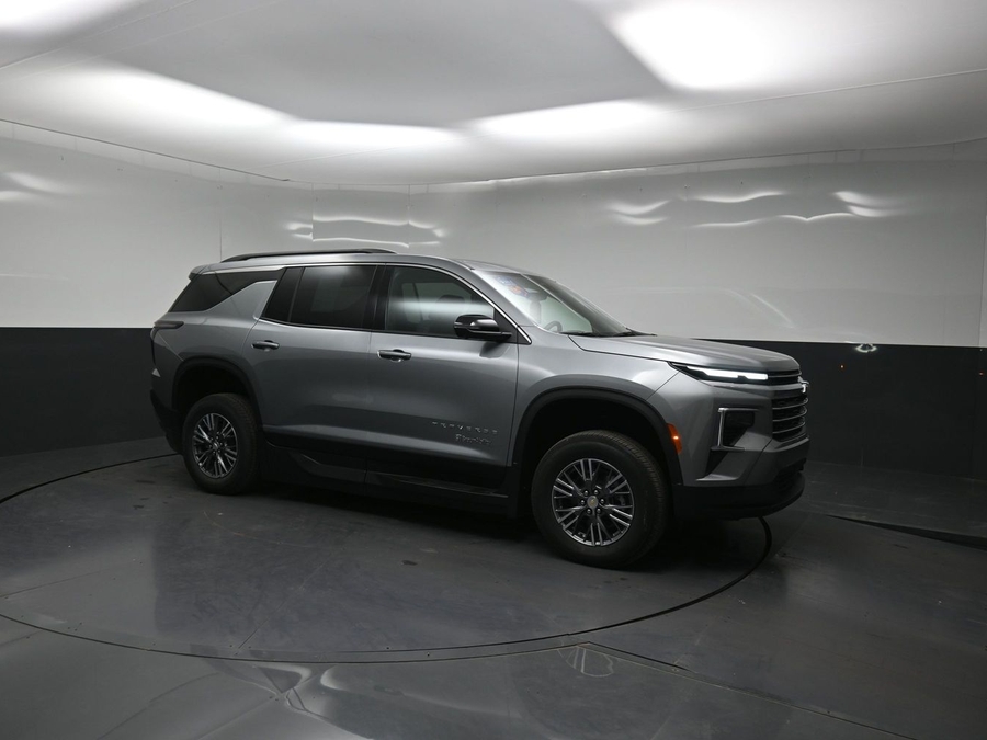 New 2026 Chevrolet Traverse 1LT - BraunAbility Side Entry In Floor Automatic Ramp