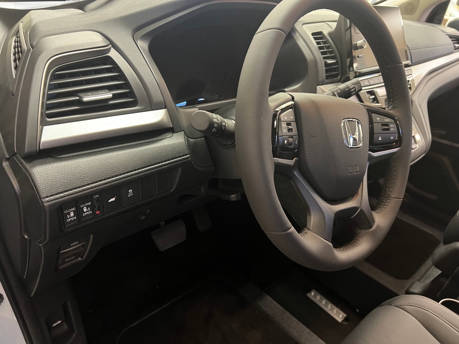 New 2025 Honda Odyssey EX-L - VMI Side Entry Entry In Floor Automatic Ramp