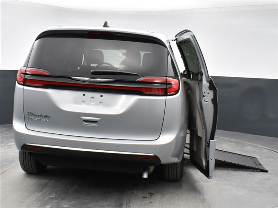 Used 2024 Chrysler Pacifica Touring L - BraunAbility Side Entry Entry In Floor Automatic Ramp