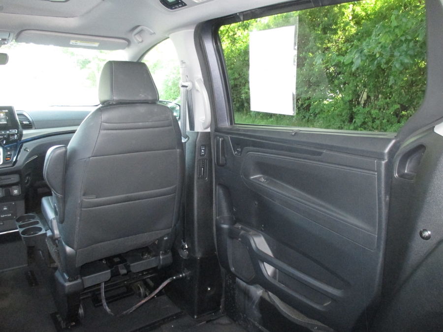 2022 Honda Odyssey Touring - Photo 19