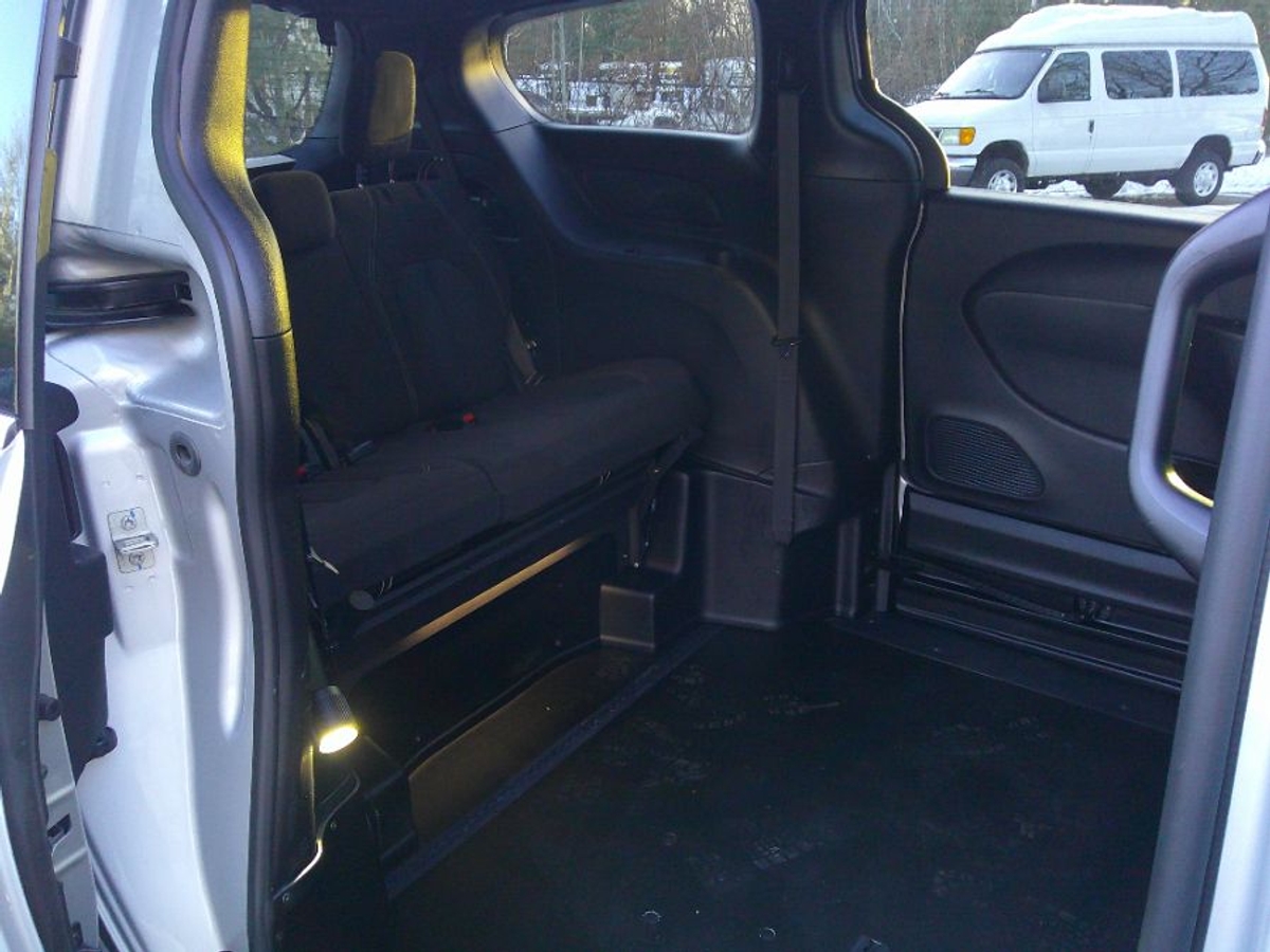 2024 CHRYSLER PACIFICA - Image 12