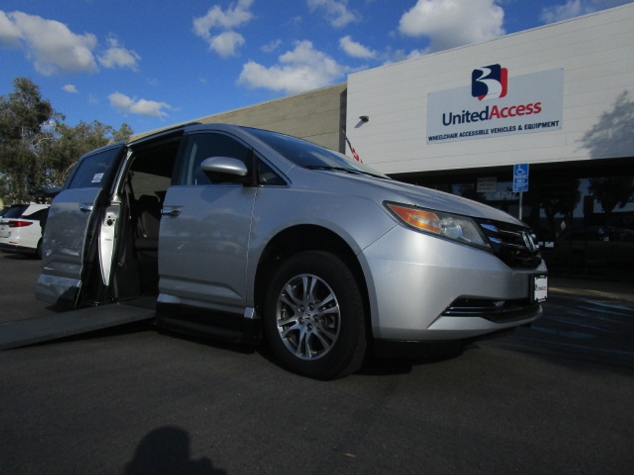 Used 2014 Honda Odyssey EX-L - VMI Side Entry Entry In Floor Automatic Ramp