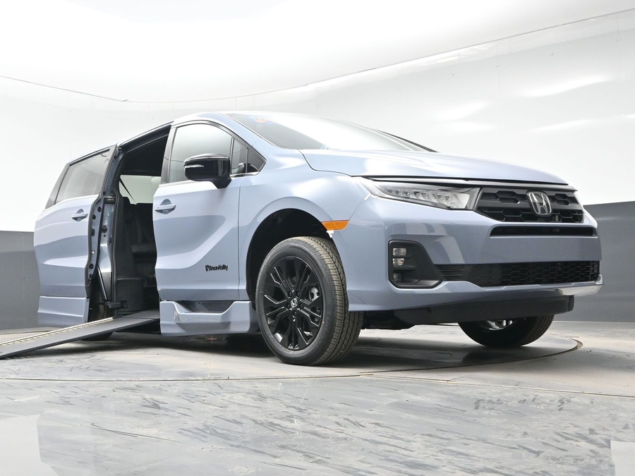 New 2026 Honda Odyssey Sport - BraunAbility Side Entry Entry In Floor Automatic Ramp