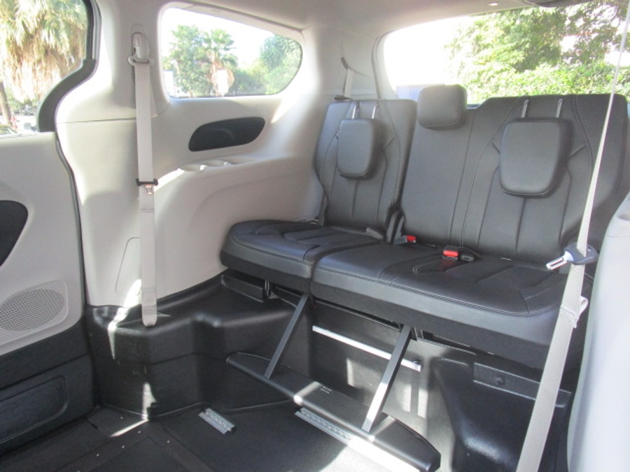 Used 2024 Chrysler Pacifica Touring L - VMI Side Entry In Floor Automatic Ramp