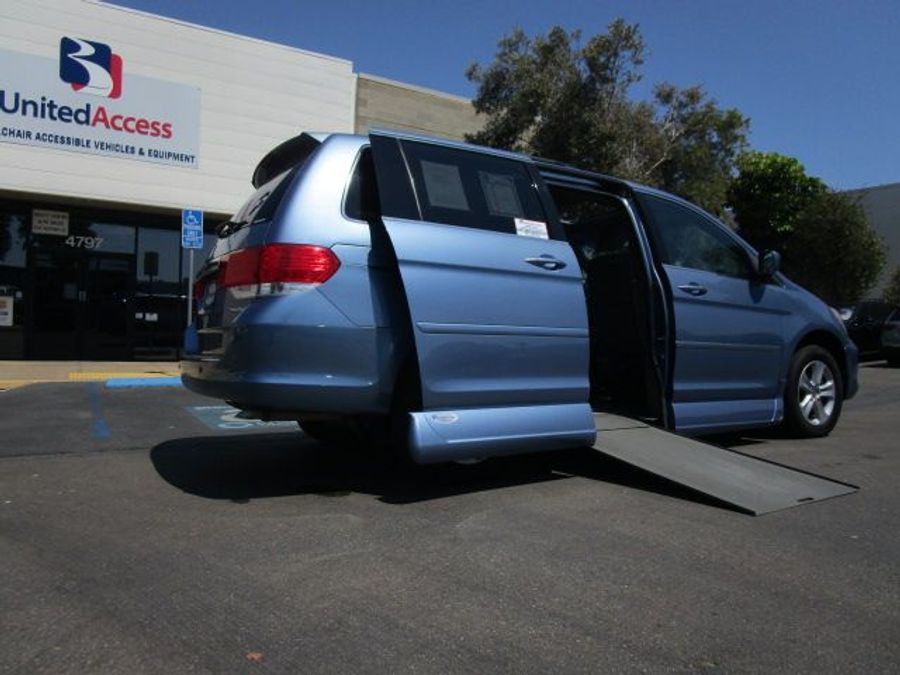 Used 2008 Honda Odyssey Touring - VMI Side Entry Entry In Floor Automatic Ramp
