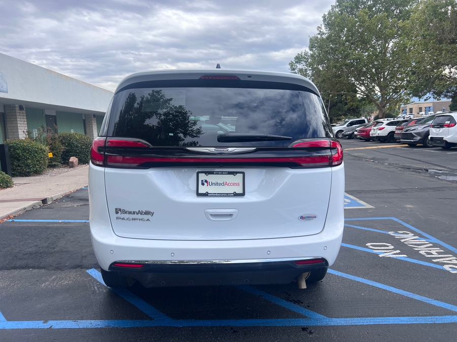 Used 2023 Chrysler Pacifica Touring L - BraunAbility Side Entry Fold Out Automatic Ramp