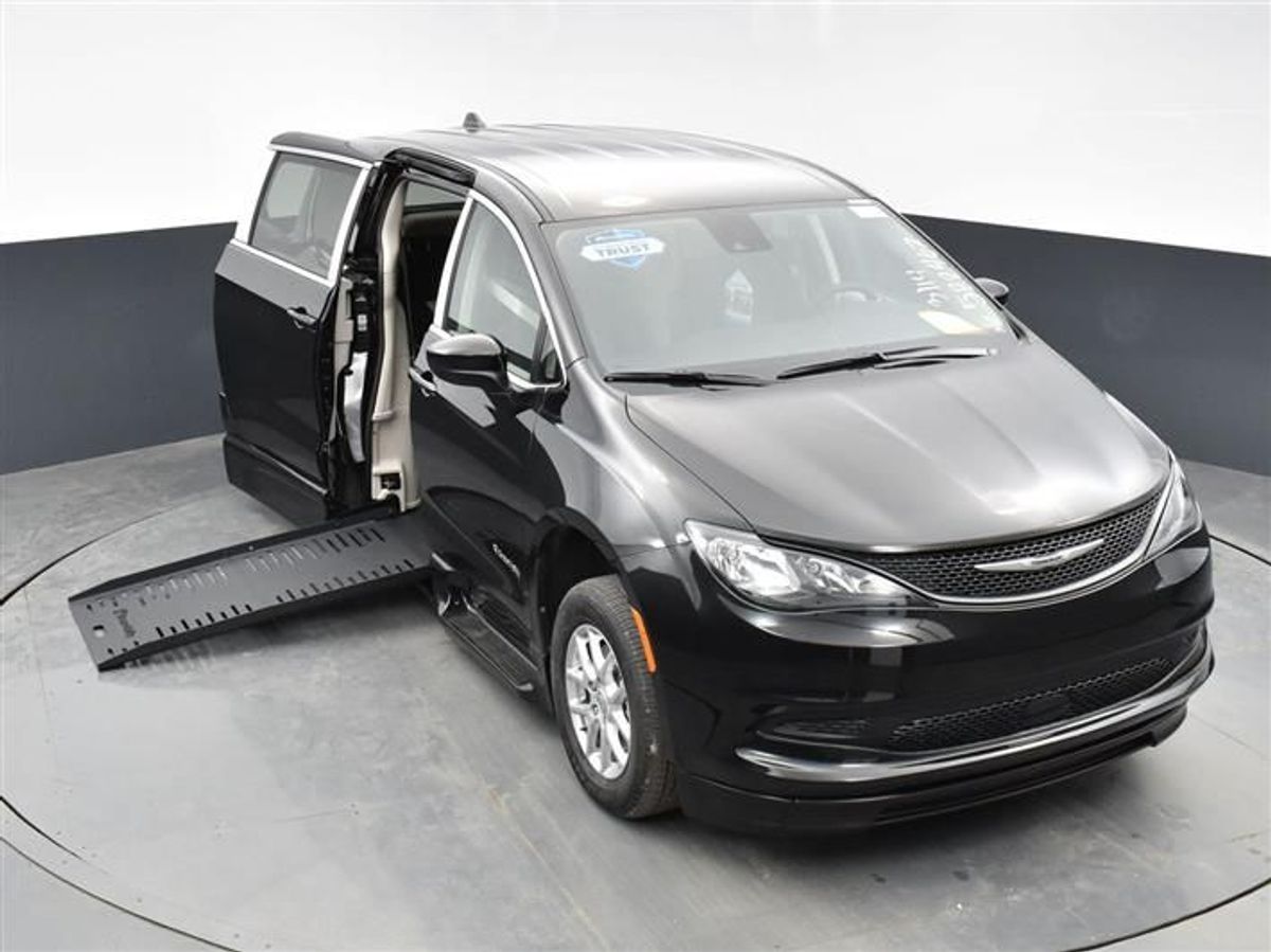 2023 CHRYSLER VOYAGER - Image 8