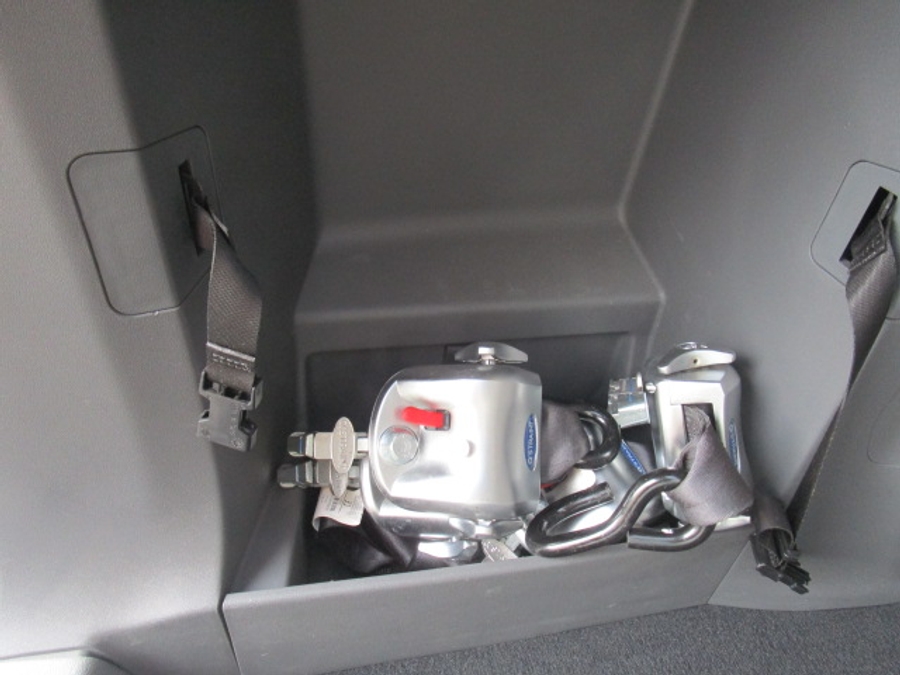 Used 2020 Toyota Sienna XLE Base - BraunAbility Side Entry Entry Fold Out Automatic Ramp