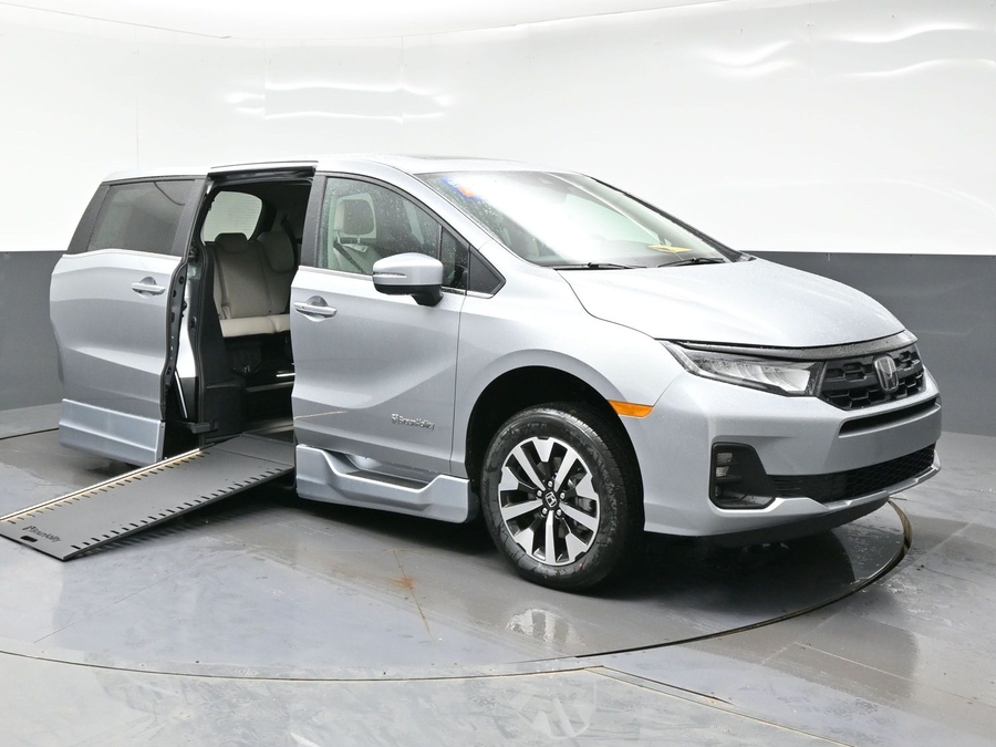 New 2026 Honda Odyssey EX-L - BraunAbility Side Entry Entry In Floor Automatic Ramp