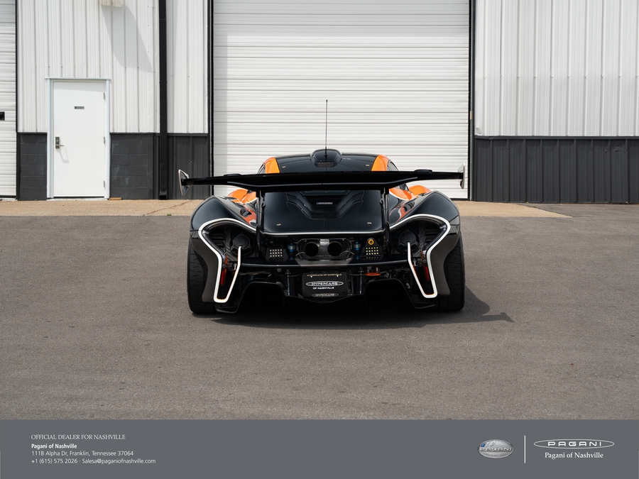 2015 McLaren P1