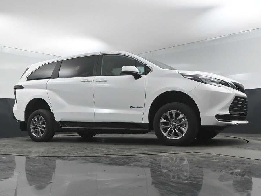 New 2025 Toyota Sienna Hybrid LE - BraunAbility Commercial Rear Entry Entry Fold Out Manual Ramp