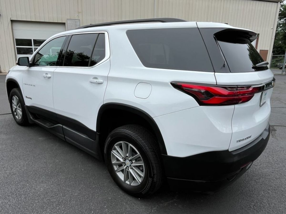2023 CHEVROLET TRAVERSE - Image 8