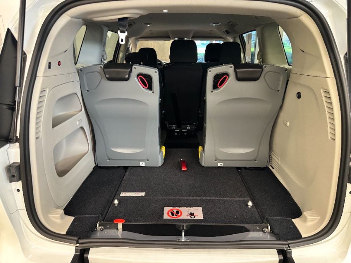 Blanco Chrysler Voyager número de imagen 15