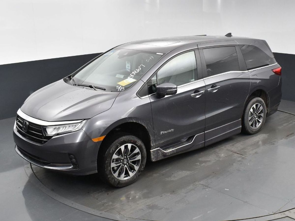Grey Honda Odyssey image number 14