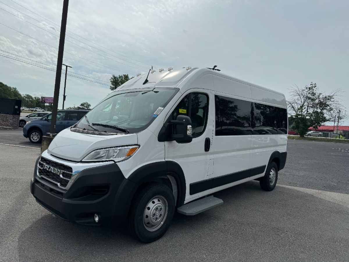 2023 RAM PROMASTER 2500 - Image 3