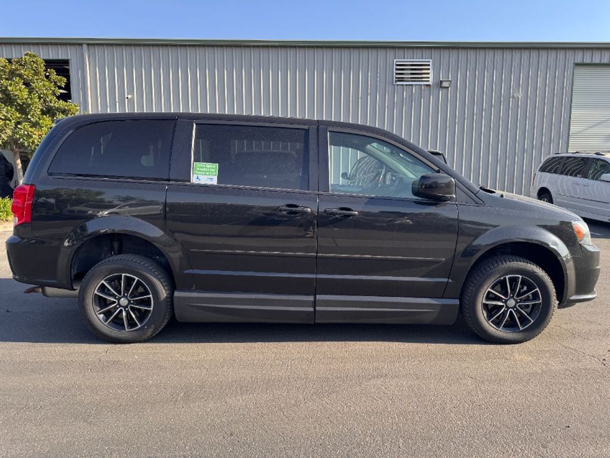 2017 Dodge Grand Caravan GT