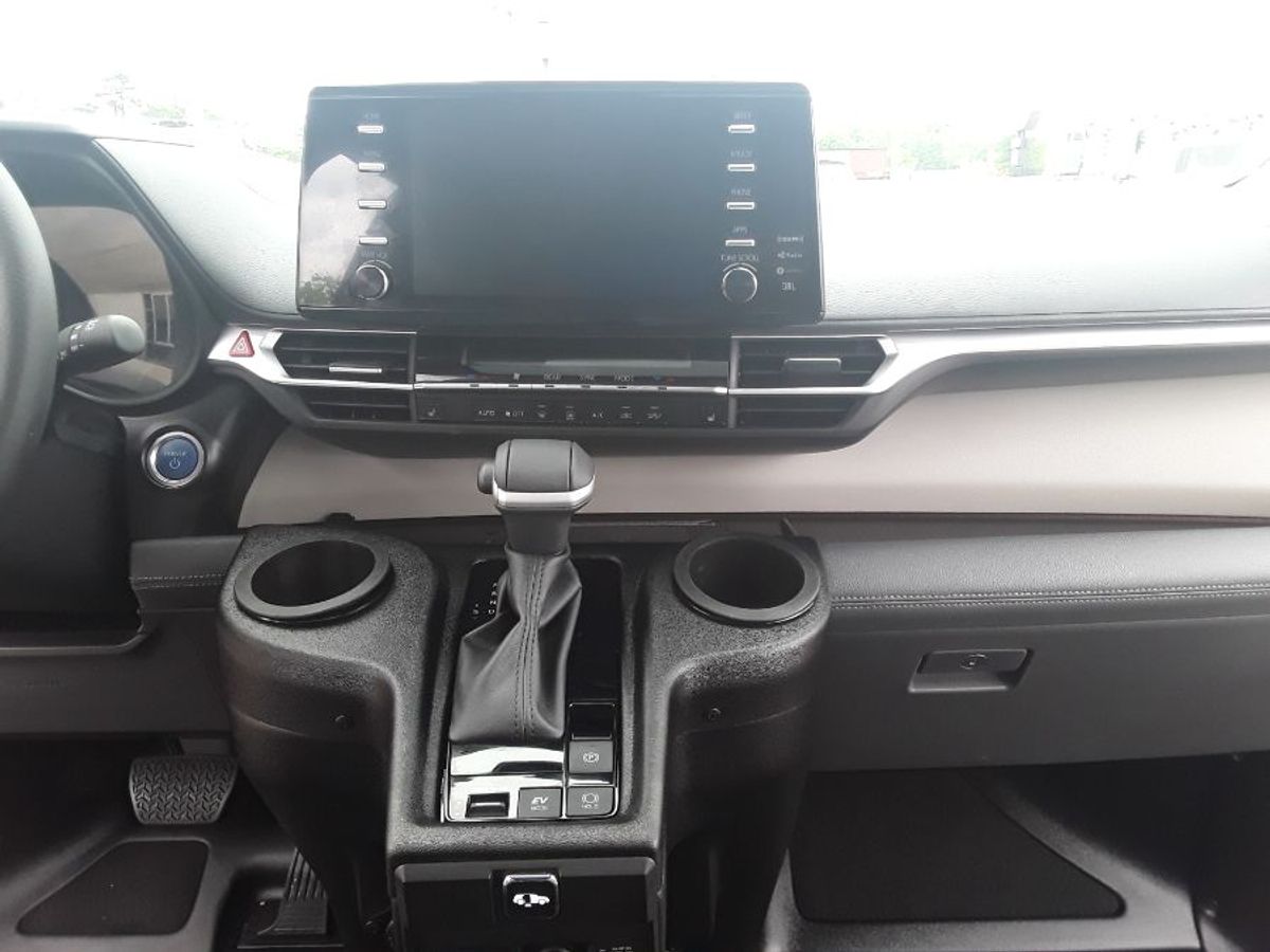 2023 TOYOTA SIENNA - Image 4