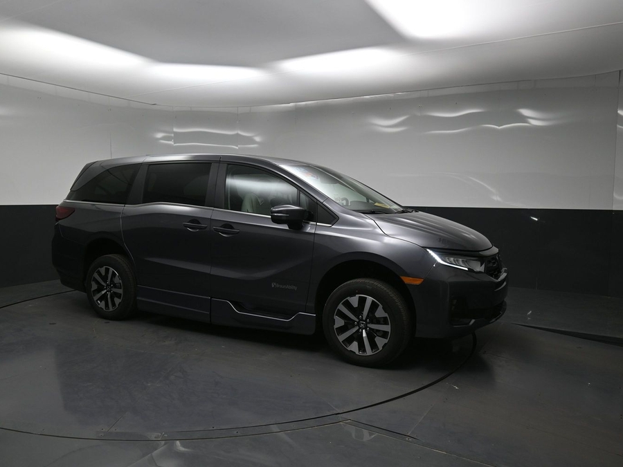Grey Honda Odyssey image number 12
