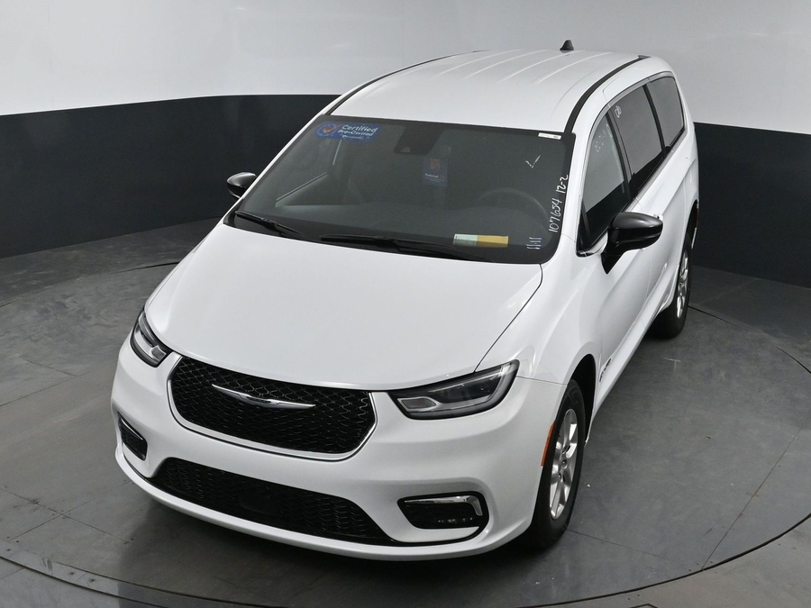 Used 2024 Chrysler Pacifica LX CPO - BraunAbility Rear Entry Entry Fold Out Manual Ramp