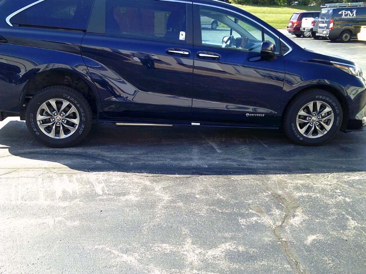 2024 TOYOTA SIENNA - Image 8