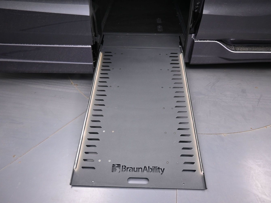 New 2026 Honda Odyssey EX-L - BraunAbility Side Entry In Floor Automatic Ramp