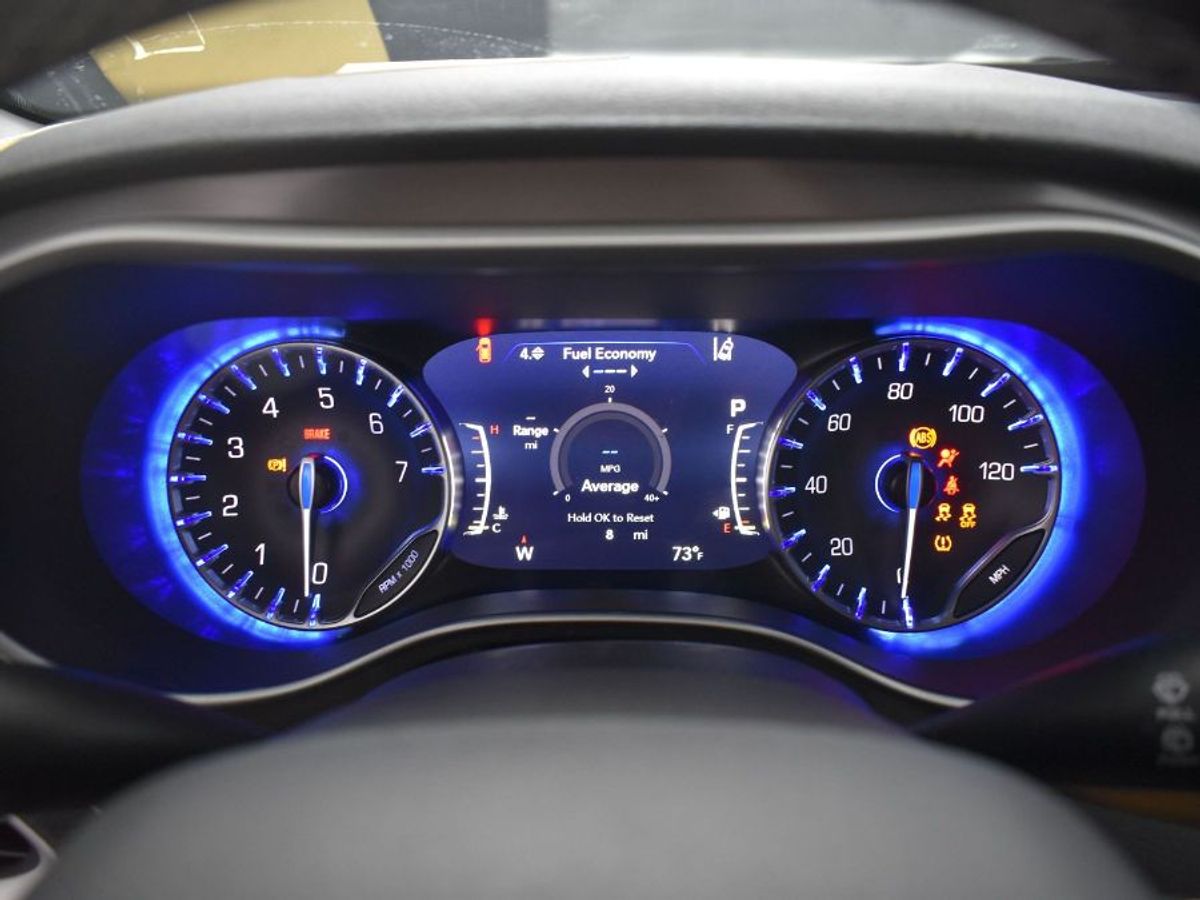 2025 CHRYSLER PACIFICA - Image 16