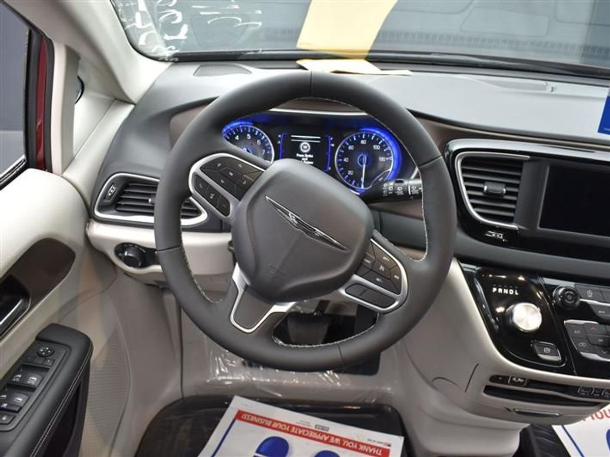 2023 CHRYSLER VOYAGER - Image 18