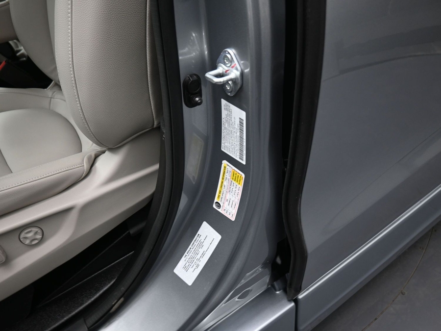 New 2026 Honda Odyssey EX-L - BraunAbility Side Entry Entry In Floor Automatic Ramp