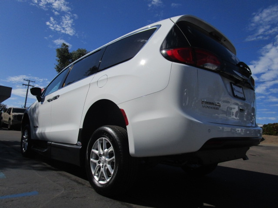 New 2025 Chrysler Voyager LX - BraunAbility Commercial Side Entry Entry Fold Out Manual Ramp