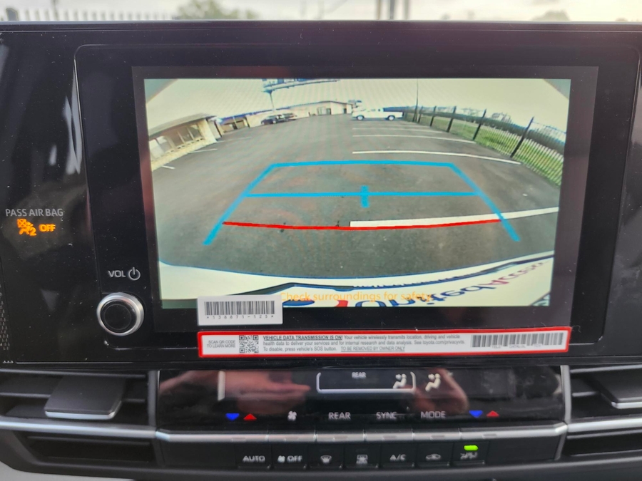 New 2025 Toyota Sienna Hybrid LE - BraunAbility Commercial Rear Entry Entry Fold Out Manual Ramp