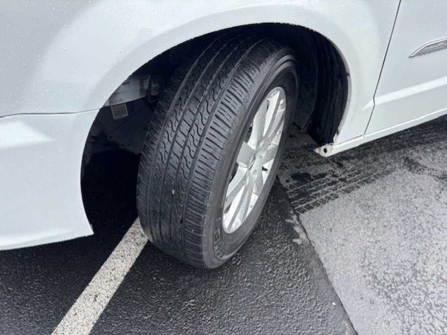 Used 2014 Chrysler Town and Country Touring - AMS Rear Entry Entry Fold Out Manual Ramp