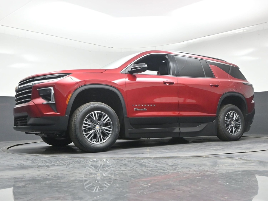 New 2026 Chevrolet Traverse 1LT - BraunAbility Side Entry In Floor Automatic Ramp