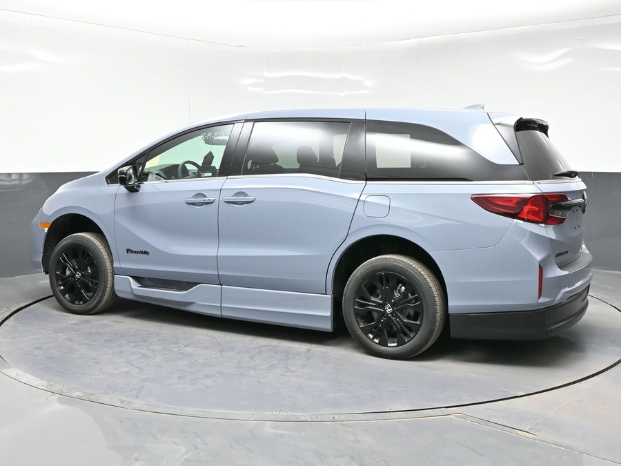 New 2026 Honda Odyssey Sport - BraunAbility Side Entry Entry In Floor Automatic Ramp