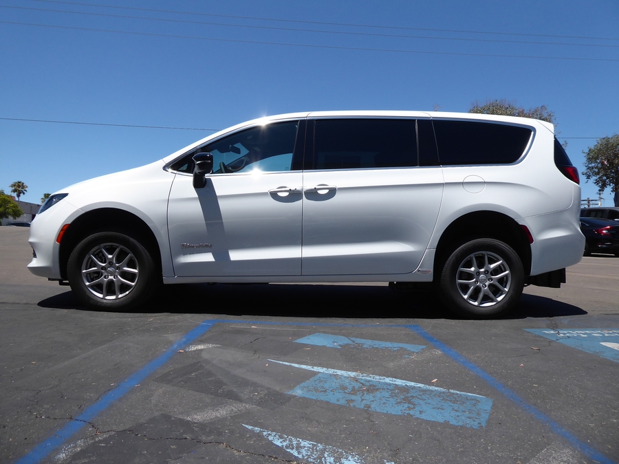 New 2026 Chrysler Voyager LX - BraunAbility Commercial Rear Entry Fold Out Manual Ramp