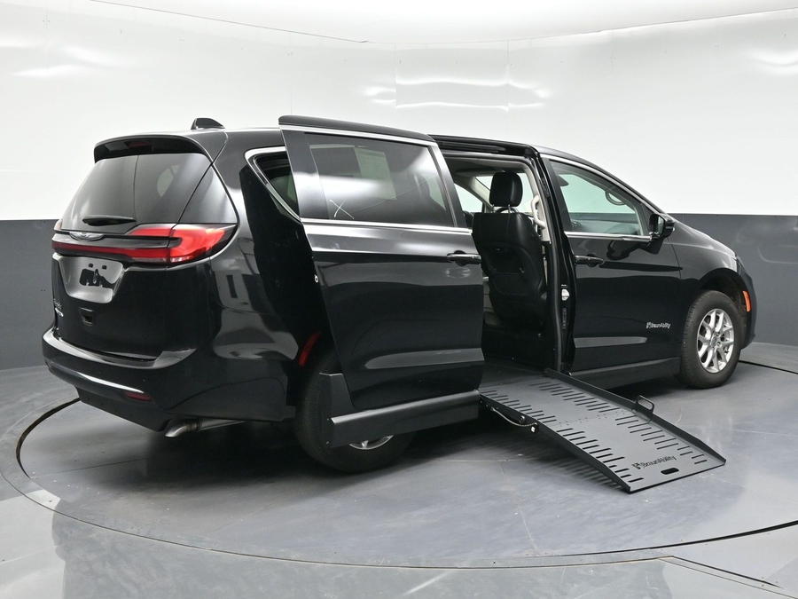 Used 2024 Chrysler Pacifica Touring L - BraunAbility Side Entry Fold Out Manual Ramp
