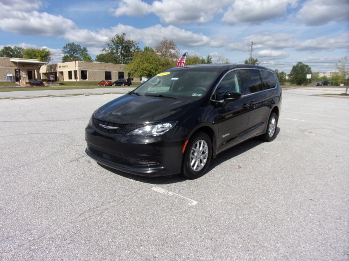 2024 CHRYSLER VOYAGER - Image 4