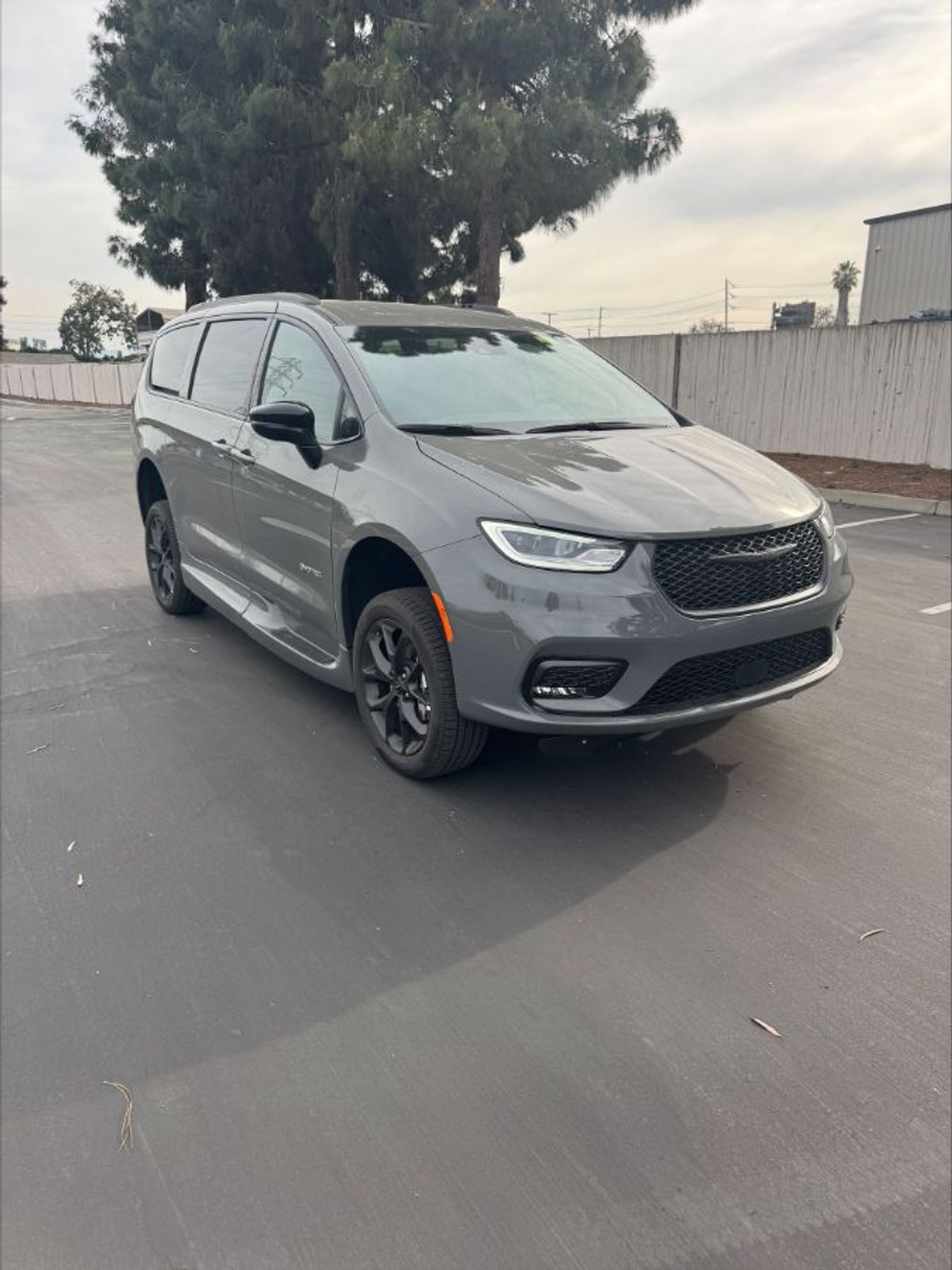 2024 CHRYSLER PACIFICA - Image 11