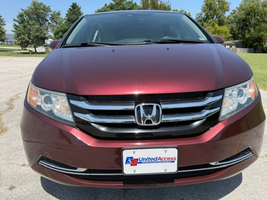 Used 2016 Honda Odyssey EX-L - RLX Side Entry In Floor Automatic Ramp
