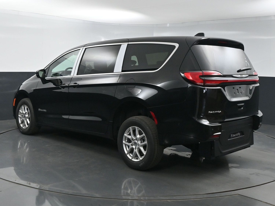 New 2025 Chrysler Pacifica Select Safety - BraunAbility Rear Entry Entry Fold Out Manual Ramp
