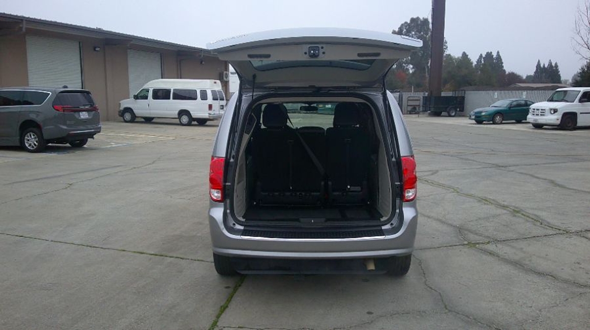 2018 DODGE GRAND CARAVAN - Image 18