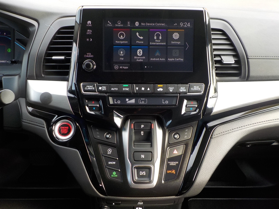 Grey Honda Odyssey image number 12